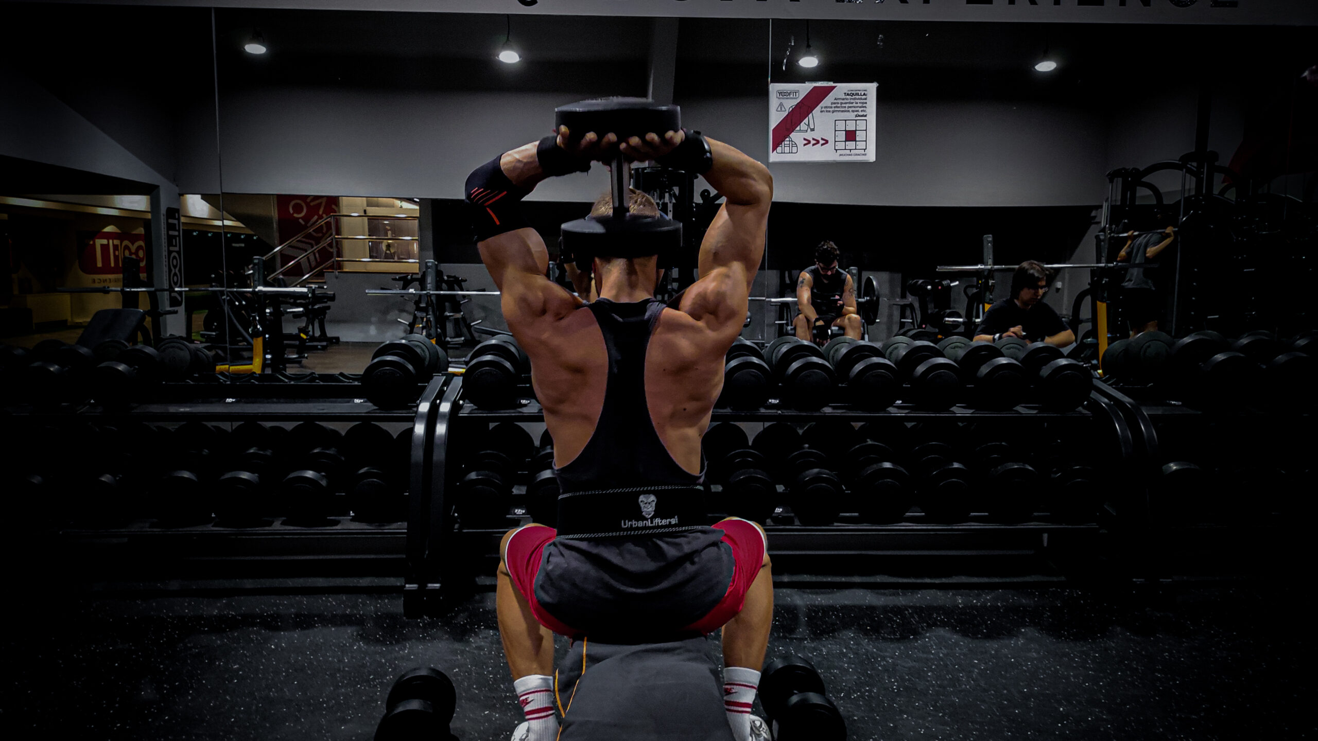 Foto del coach in palestra